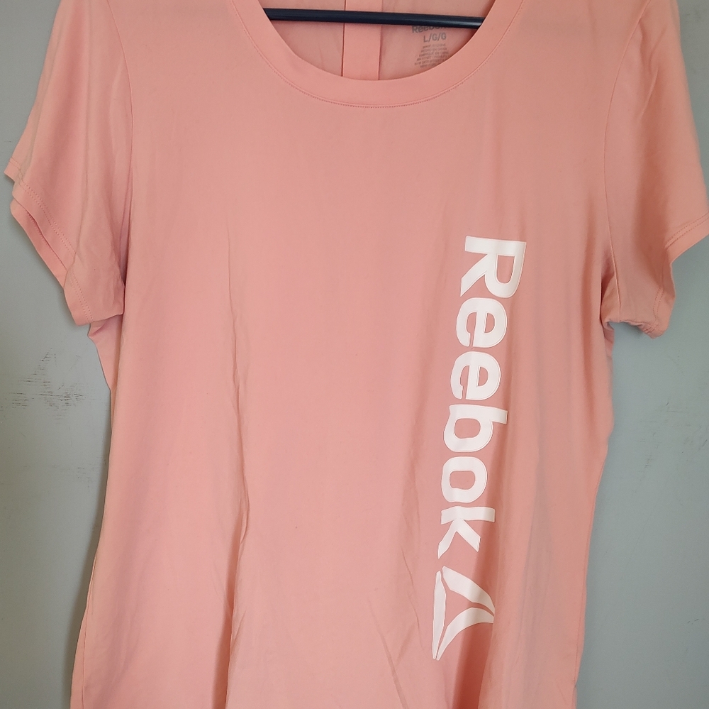 Reebok Women's Scoop Neck T-shirt